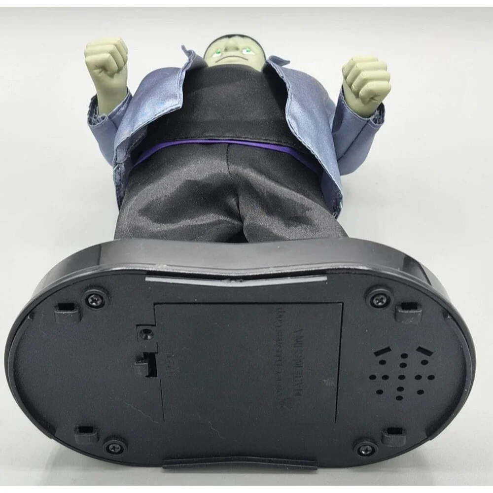 Gemmy Animated Hip Swinging Frankenstein Monster Mash Halloween Vintage 1998